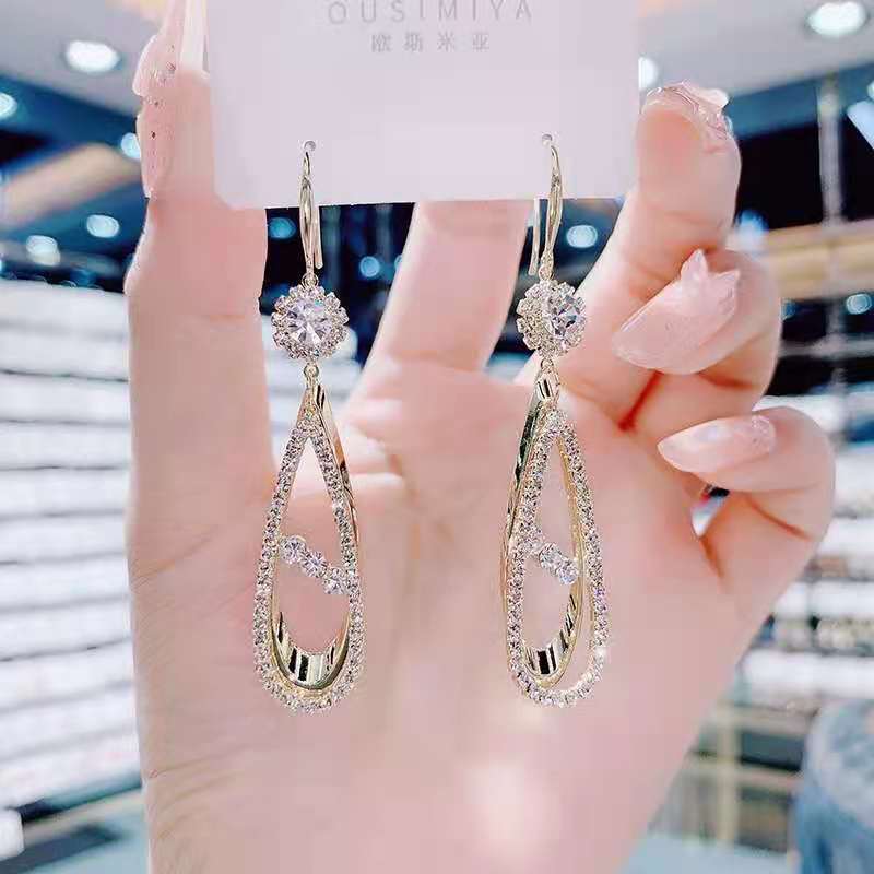 Fashion Rhombus Zircon Earrings