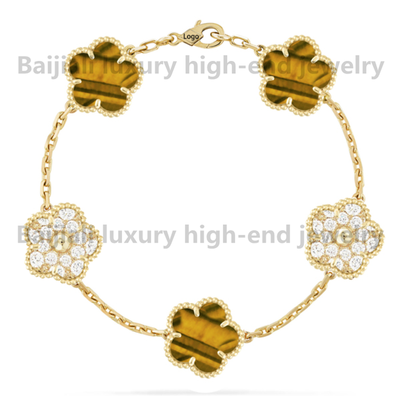 Yellow Gold Clover Bracelet