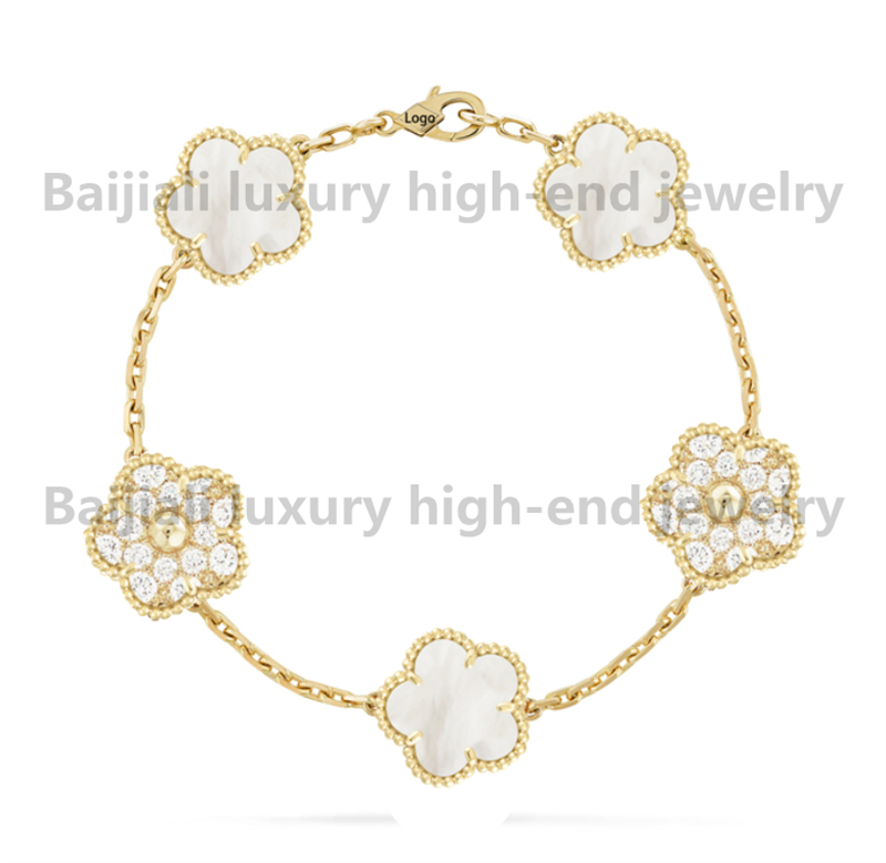 Yellow Gold Clover Bracelet