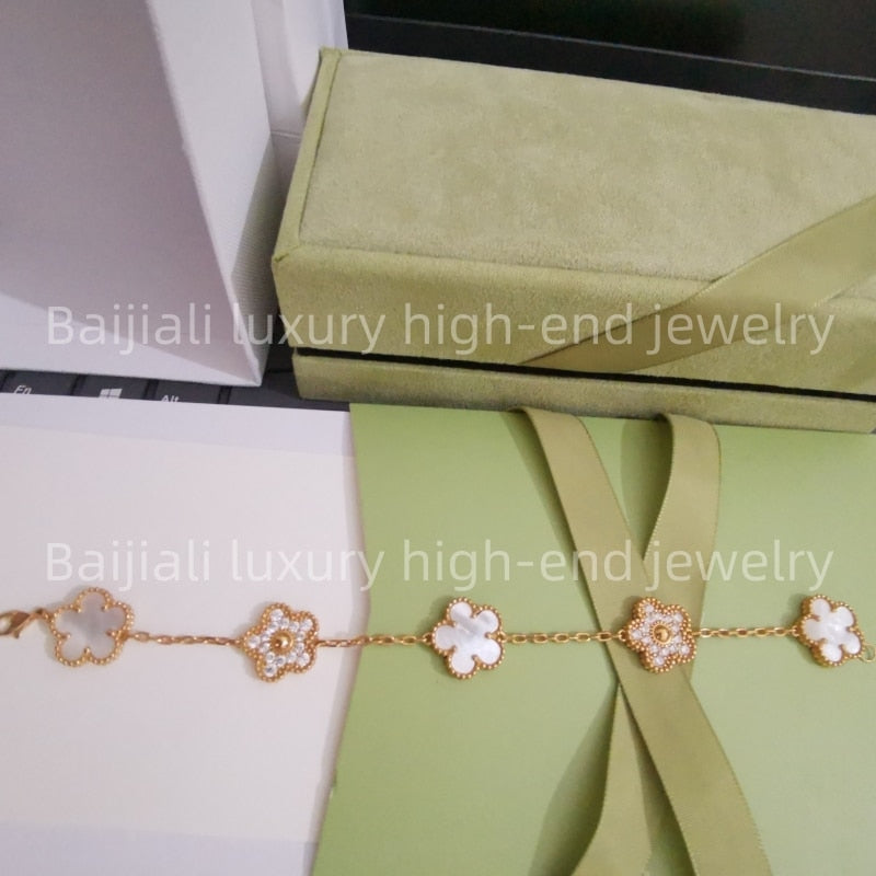 Yellow Gold Clover Bracelet