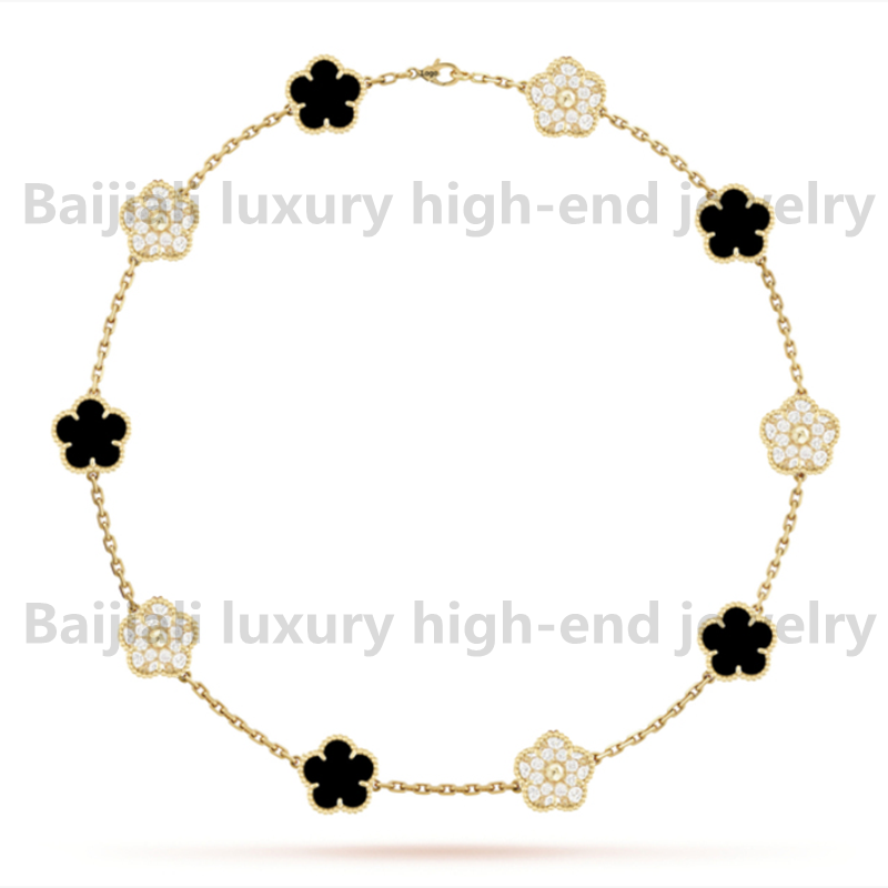 Yellow Gold Clover Bracelet