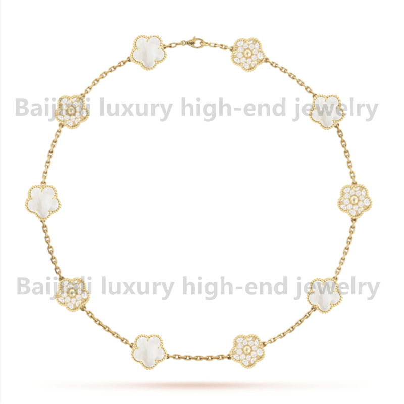 Yellow Gold Clover Bracelet